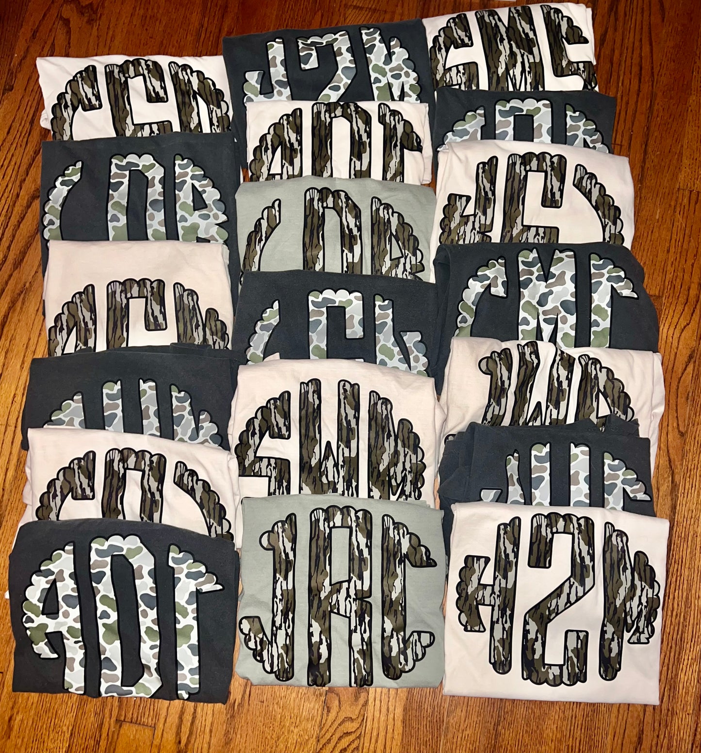bottom land/ old school camo tee